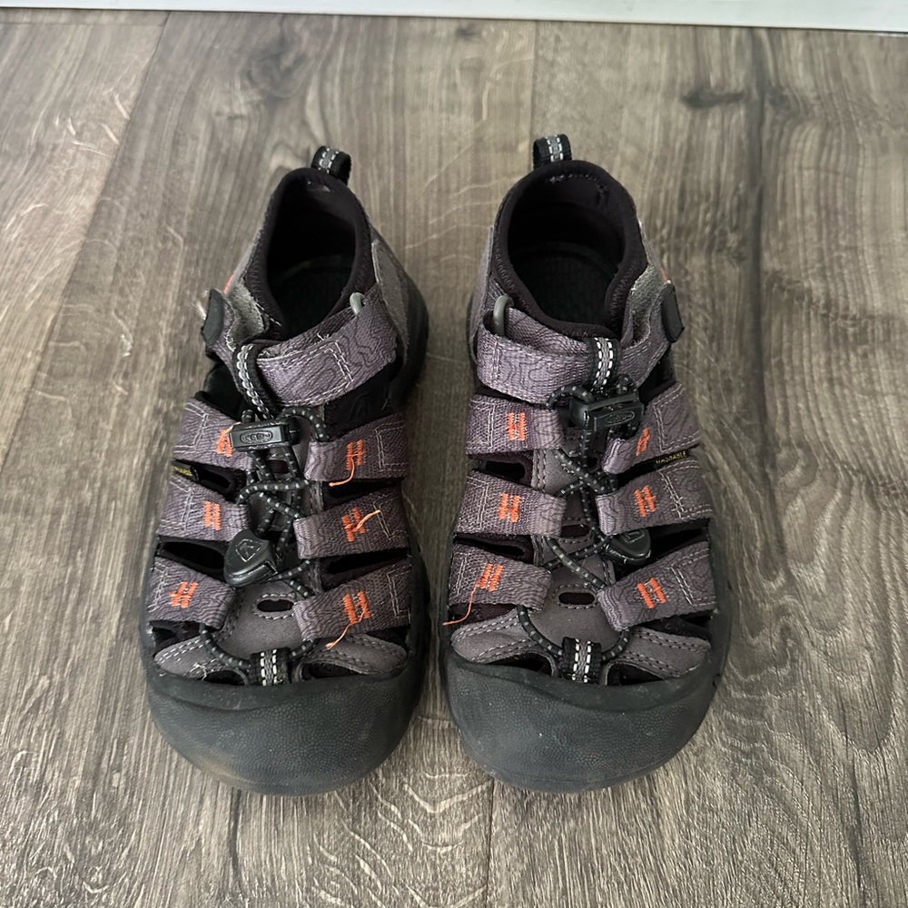 Keen Black and Gray Outdoor Sandals with Adjustable Straps